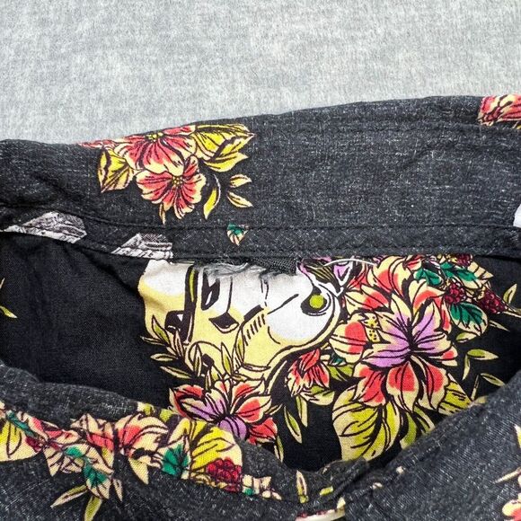 Star Wars Shirt Mens‎ Small Black Hawaiian Floral Stormtrooper Falcon X-Wing AOP - Picture 4 of 10